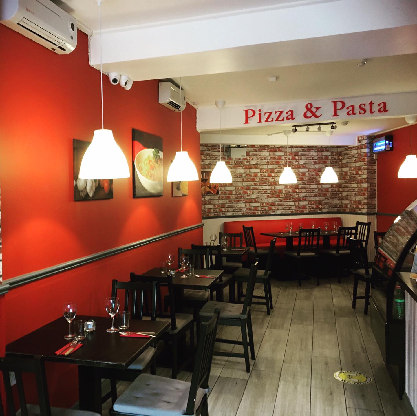 Italian Pizza Blarney EATin'IT, Cork The Square, Blarney, Co. Cork.